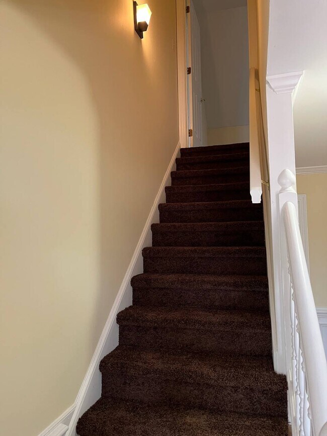 Foto del edificio - 8100 Winsters Fax Ct