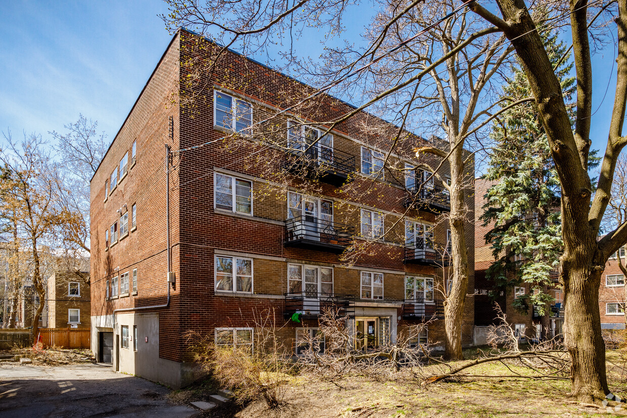 Building Photo - 5730 Av De Darlington