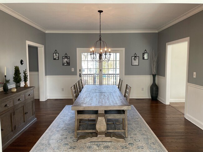 Comedor - 5 Jenny Rdg