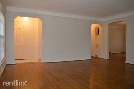 Building Photo - 4 br, 2 bath House - 28510 Lathrup Blvd