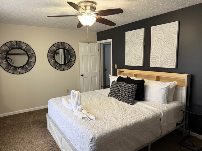 Foto del edificio - 4440 Renwood Dr