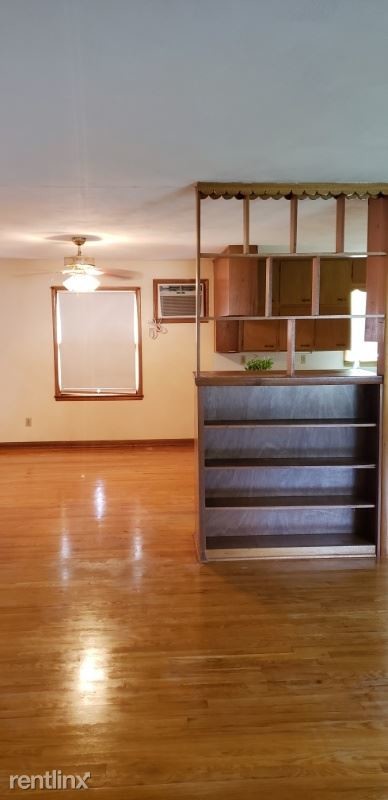 Building Photo - 2 br, 1.5 bath House - 407 S Miller Rd