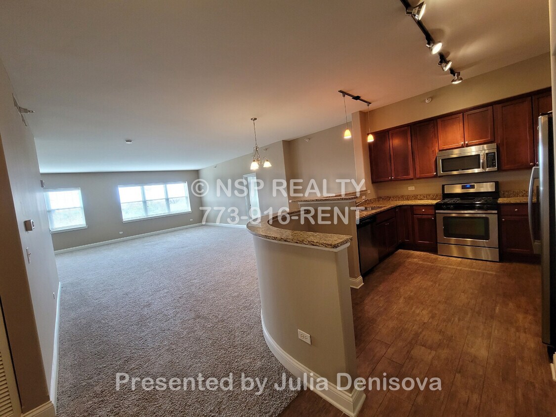 1 Itasca Pl, Itasca, IL 60143 Condo for Rent in Itasca, IL