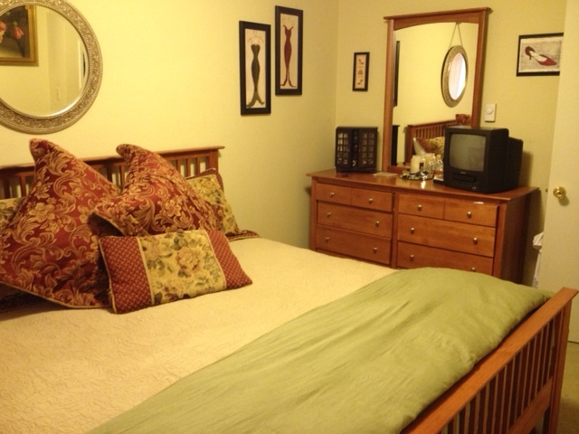 2 habitaciones, con ventanas que se abren - 1022 34th Ave NW