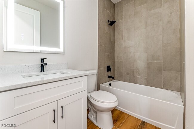 Foto del edificio - 4157 NW 39th Ave