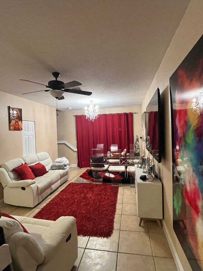 Sala de estar - 6358 Landings Way