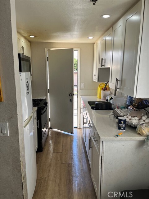 Foto del edificio - 520 E Walnut St