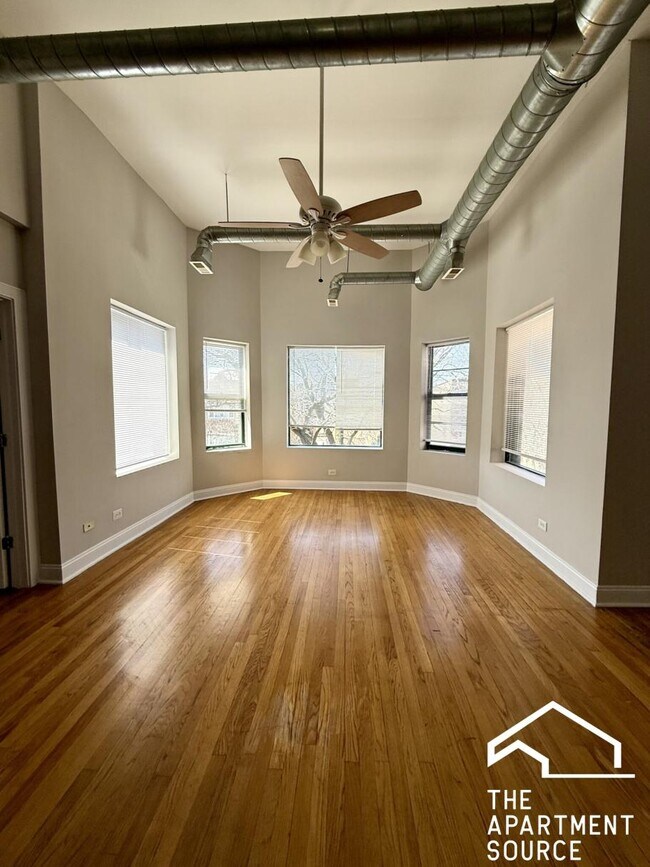 Building Photo - 6911 S Paxton Ave
