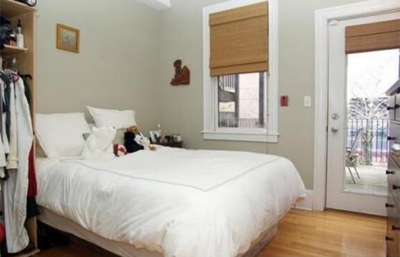 Foto del edificio - 99 E Brookline St