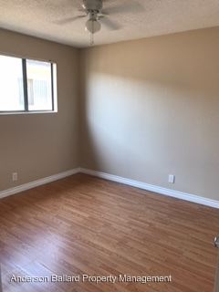 Building Photo - 5130 Bandera St