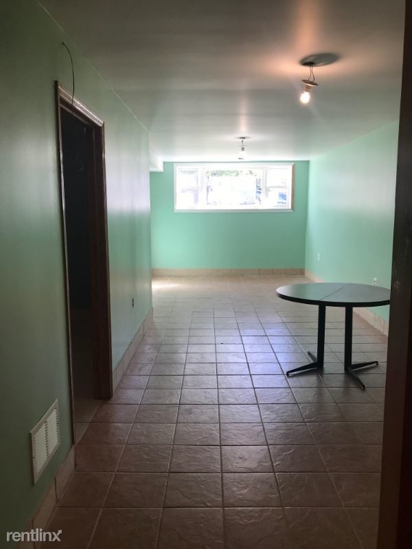 Foto del edificio - 3016 N Gresham Ave