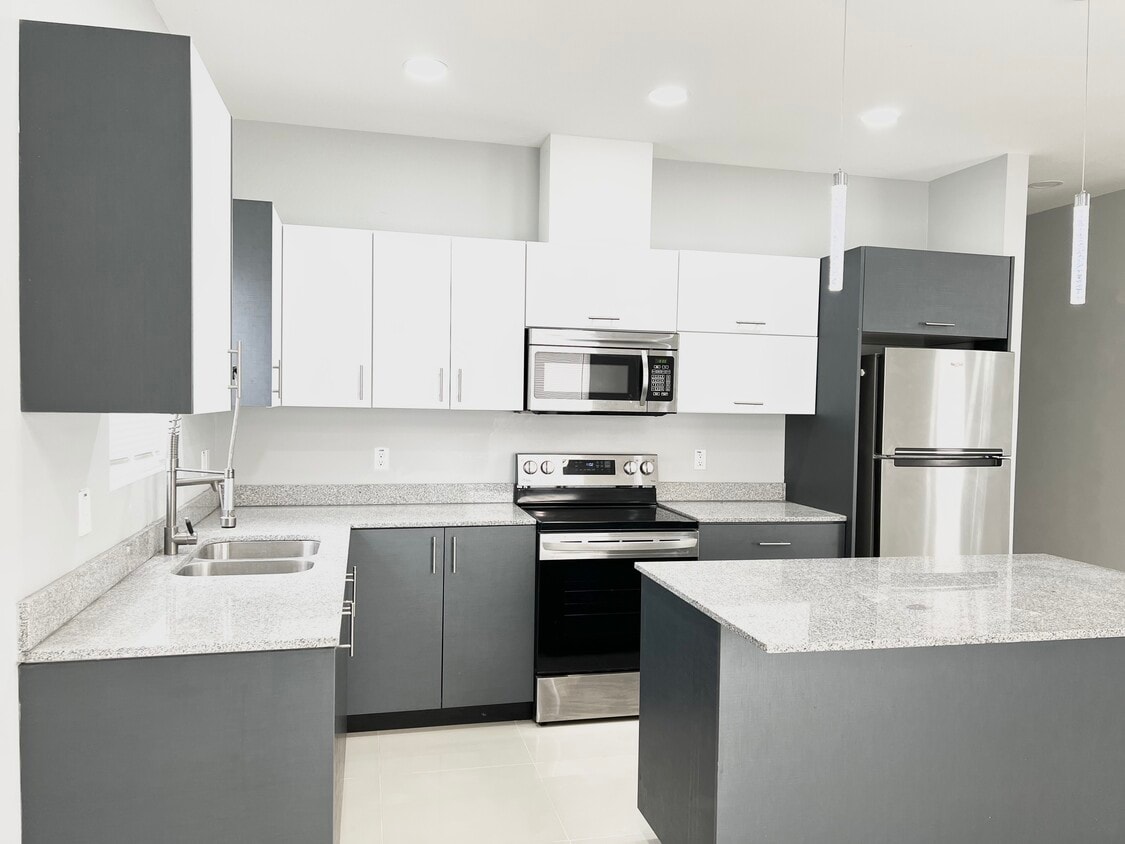 Foto del edificio - 2016 Summerland Ln