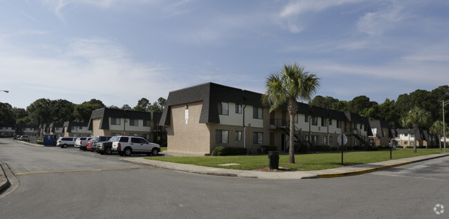 Building Photo - Sable Palms Apartments