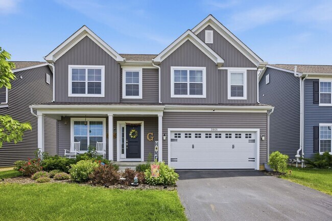 Building Photo - 3805 Mantle Dr
