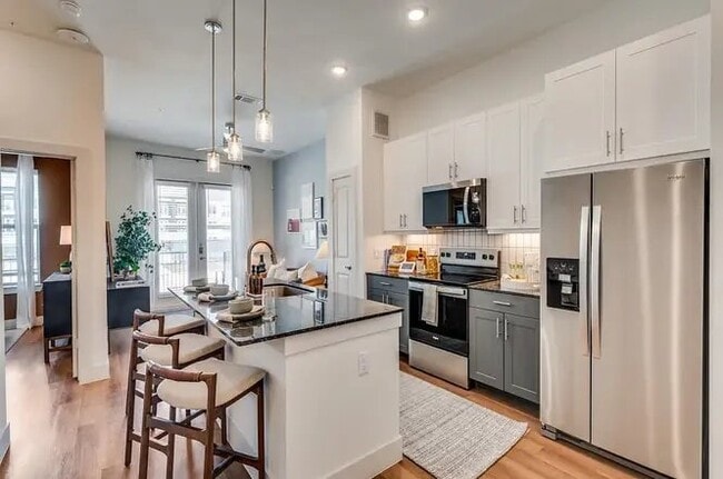 Building Photo - 8100 Brewer Blvd