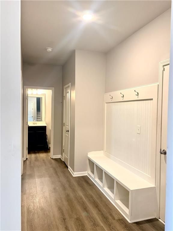 Foto del edificio - 2418 Ivy Meadow Ln