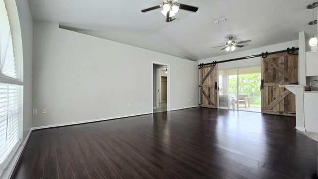 Building Photo - 8013 Sandpiper Rd