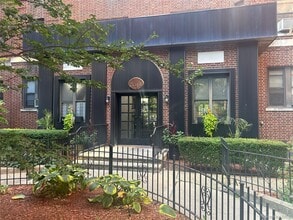 Building Photo - 155-01 90th Ave