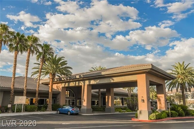 Foto del edificio - 9050 W Warm Springs Rd