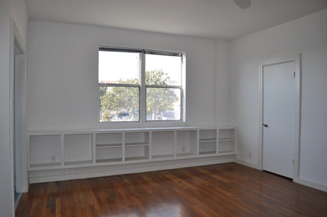 Foto del edificio - 1434 Santa Monica Blvd