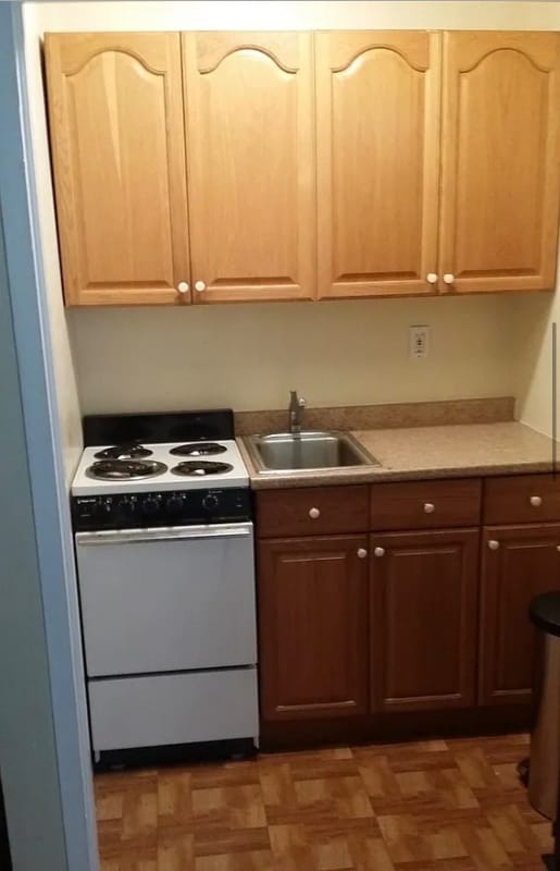 Building Photo - 11720 Edgewater Dr