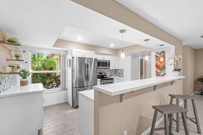 Foto del edificio - 5944 Forest Grove Dr