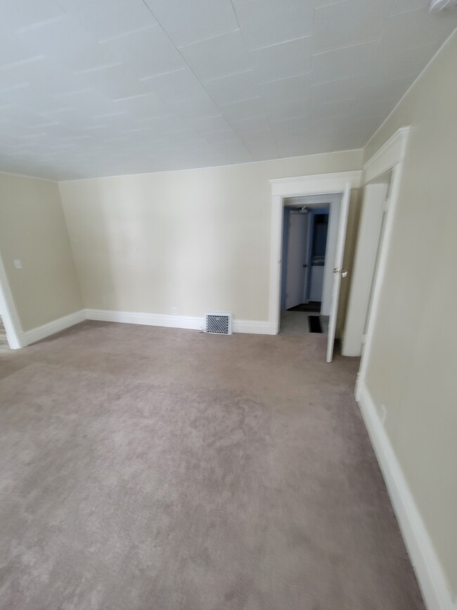 Foto del edificio - 452 Guernsey Ln