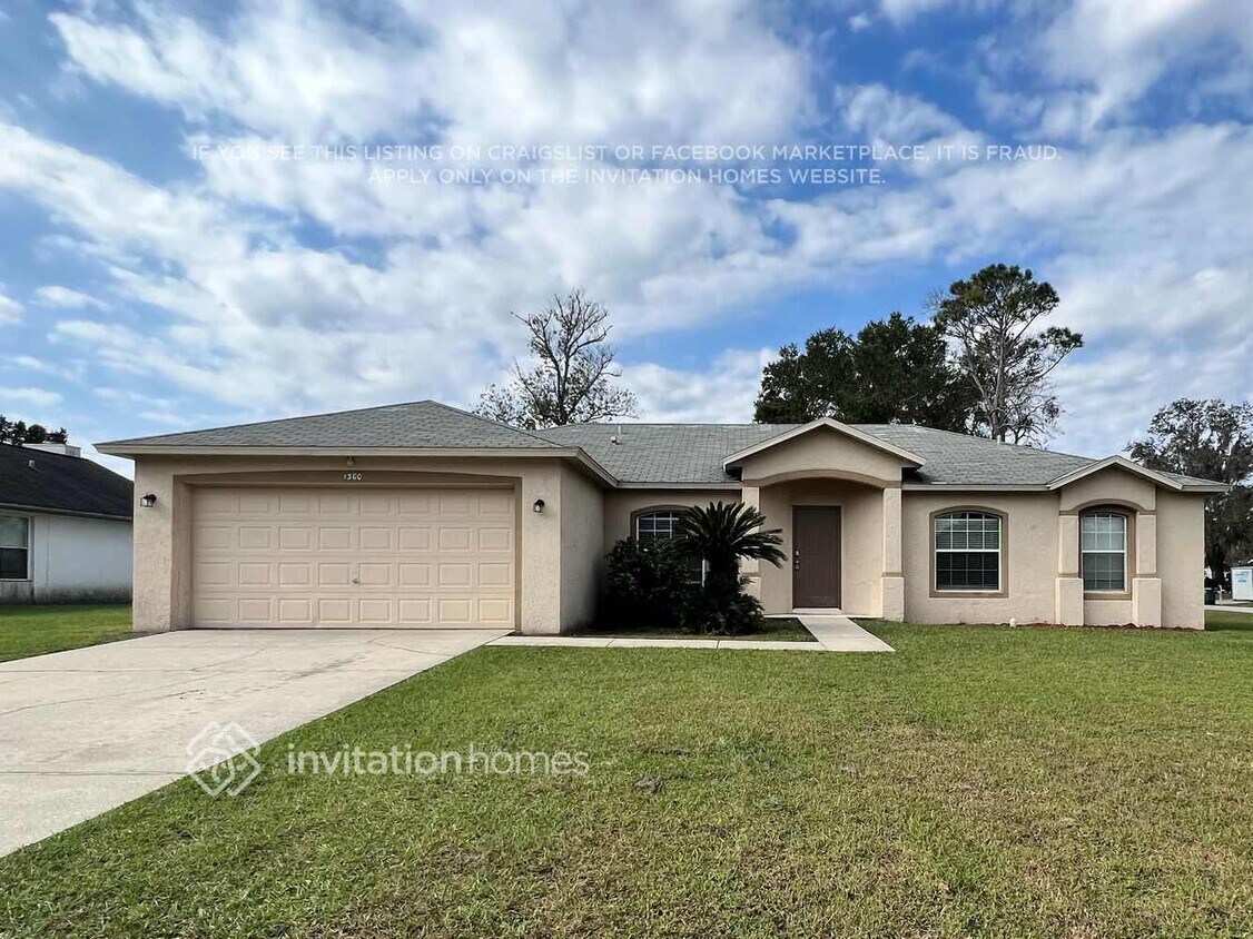 Primary Photo - 1300 Navarre Dr