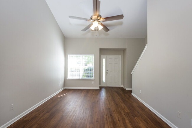 Building Photo - 5929 Brookfield Pointe Dr