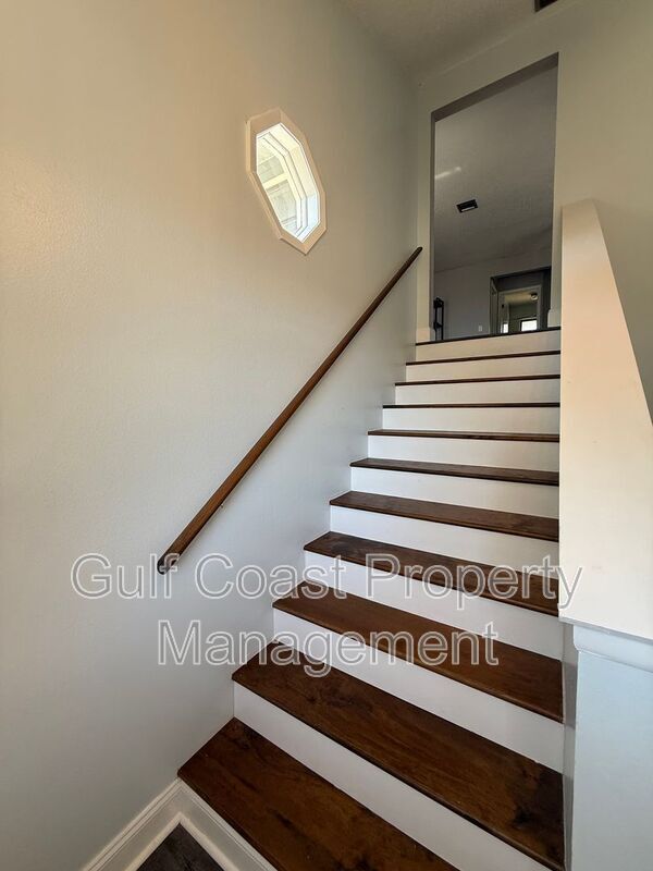 Building Photo - 40 1st Ave