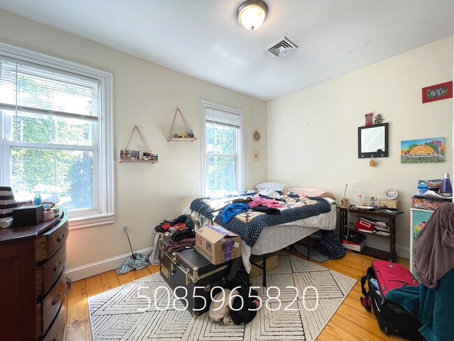Foto del edificio - 124 Browne St