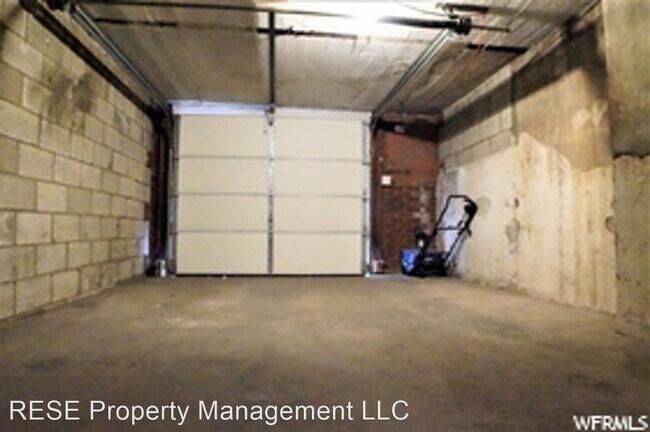 Foto del edificio - 4 br, 2 bath House - 2548 E Commonwealth A...