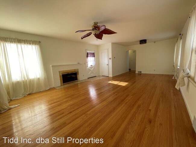 Building Photo - 3 br, 2 bath House - 1024 Montana Street