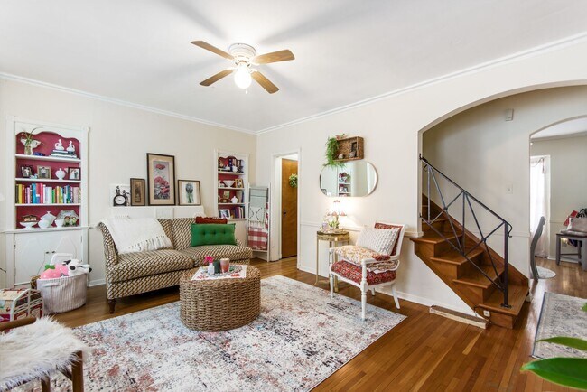 Foto del edificio - 1939 Northwest Blvd