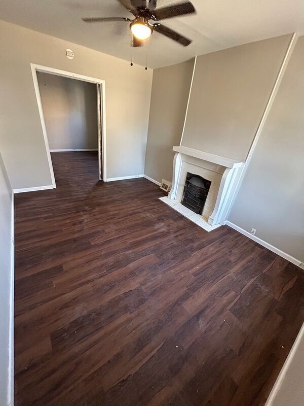 Building Photo - 4260 Farlin Ave