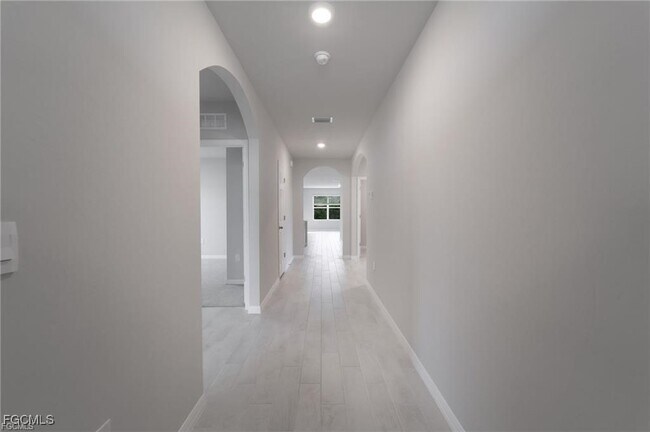 Foto del edificio - 1705 NW 31st Pl