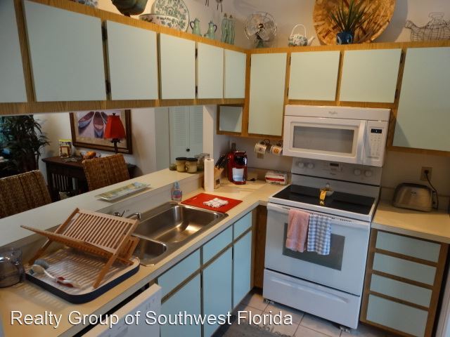 Building Photo - 15196 Parkside Dr