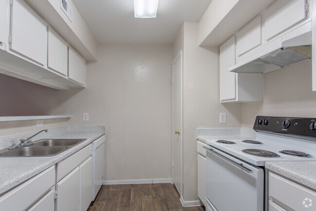 1 HAB, 1 BA - 827 ft² - Serena Grove 1