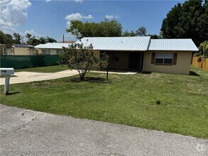 Building Photo - 1834 Koy Dr