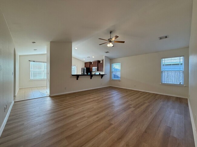 Foto del edificio - FOR LEASE | Jenks Home | 4 Bed, 2.5 Bath $...