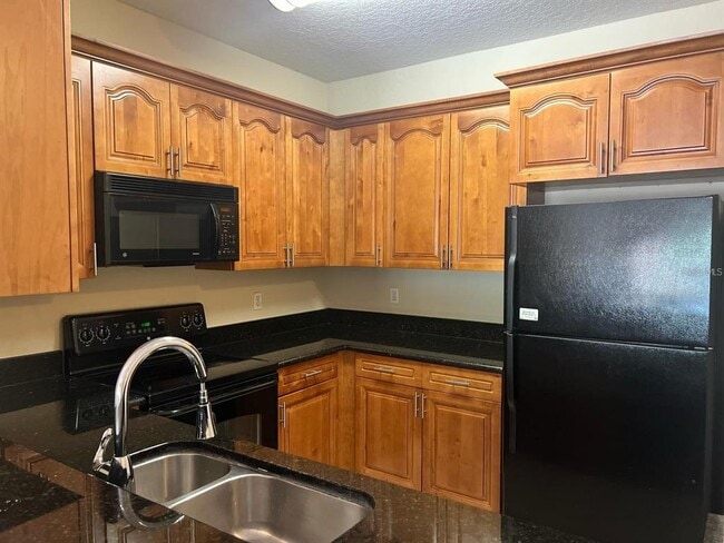 Building Photo - 2544 Robert Trent Jones Dr