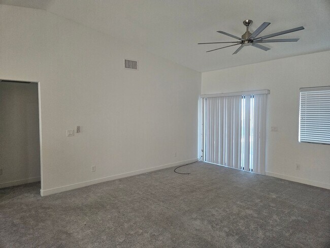 Foto del edificio - Los Lagos 3 Bed Room Home with Lake Views