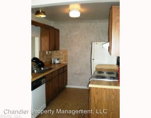 Building Photo - 1512 Colonial Ave
