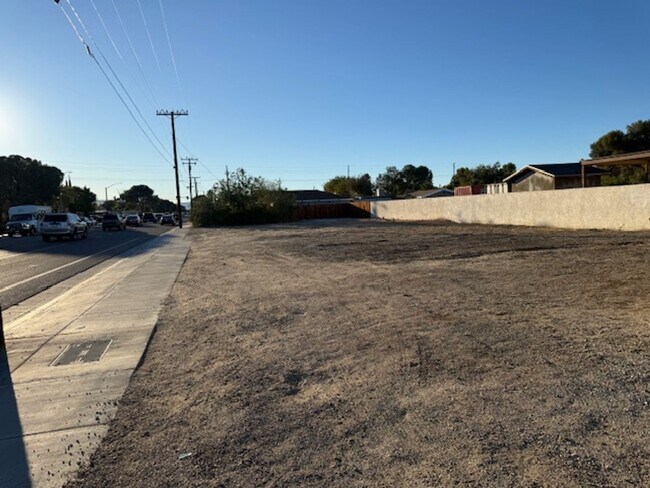 Foto del edificio - Remodeled West Lancaster 4 Bedroom Home
