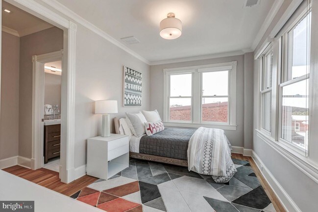 Foto del edificio - 3348 Prospect St NW