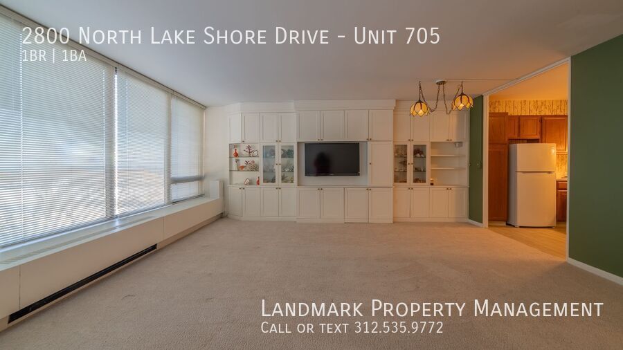 Foto principal - 2800 N Lake Shore Dr