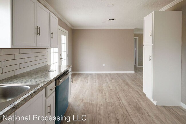 Building Photo - 3 br, 2 bath House - 2533 NW 38th Place