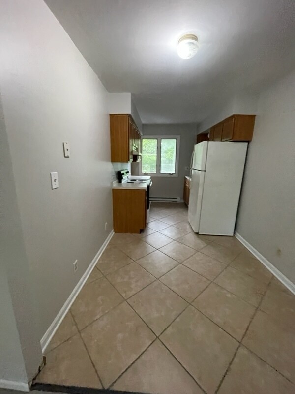 2509 E Cass St Unit C, Joliet, IL 60432 Condo for Rent in Joliet, IL