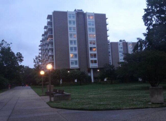 Building exterior - 1425 4th St SW