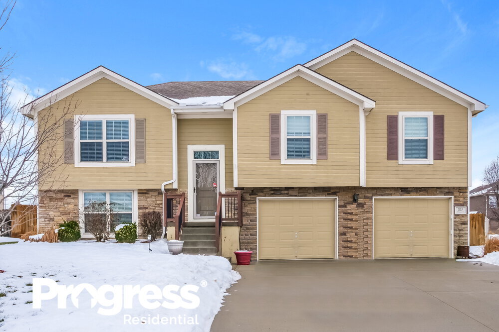 705 Hibiscus Cir, Belton, MO 64012 House Rental in Belton, MO